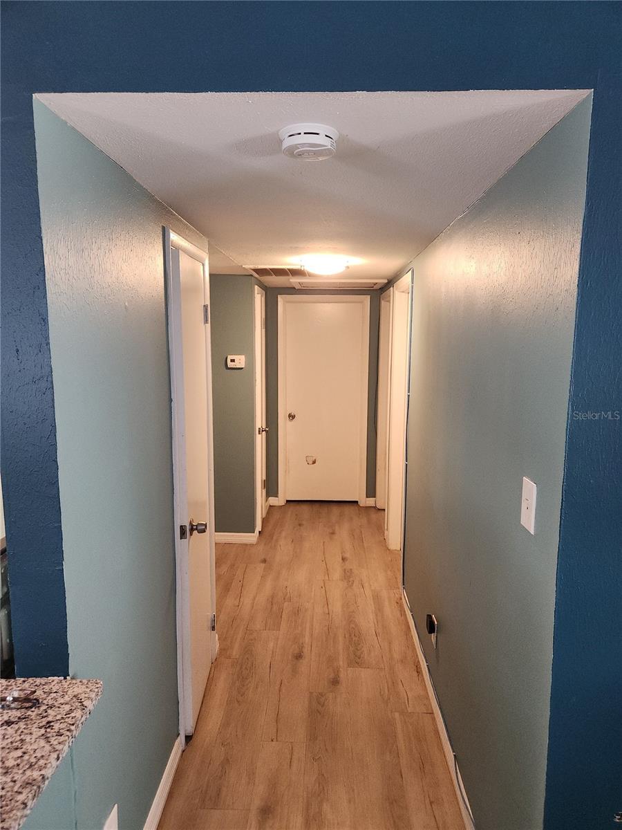 Image 12 of 32 For 310 4th Avenue Sw