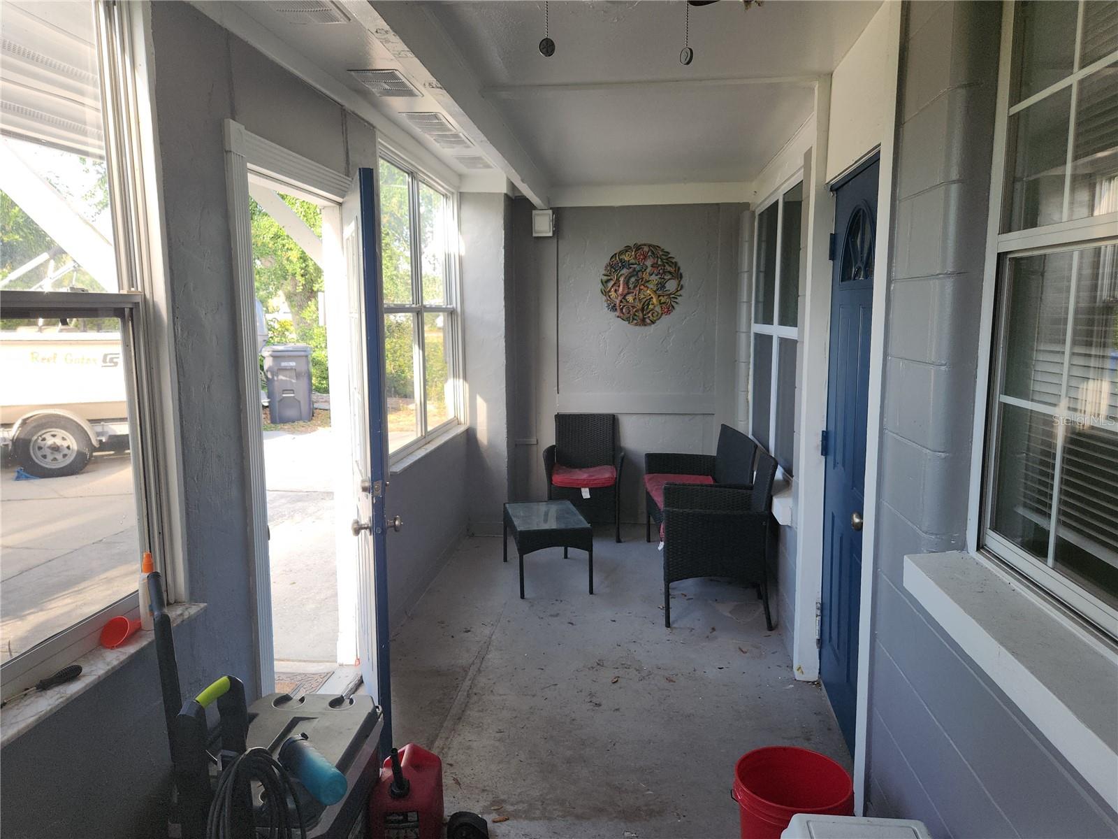 Image 18 of 32 For 310 4th Avenue Sw