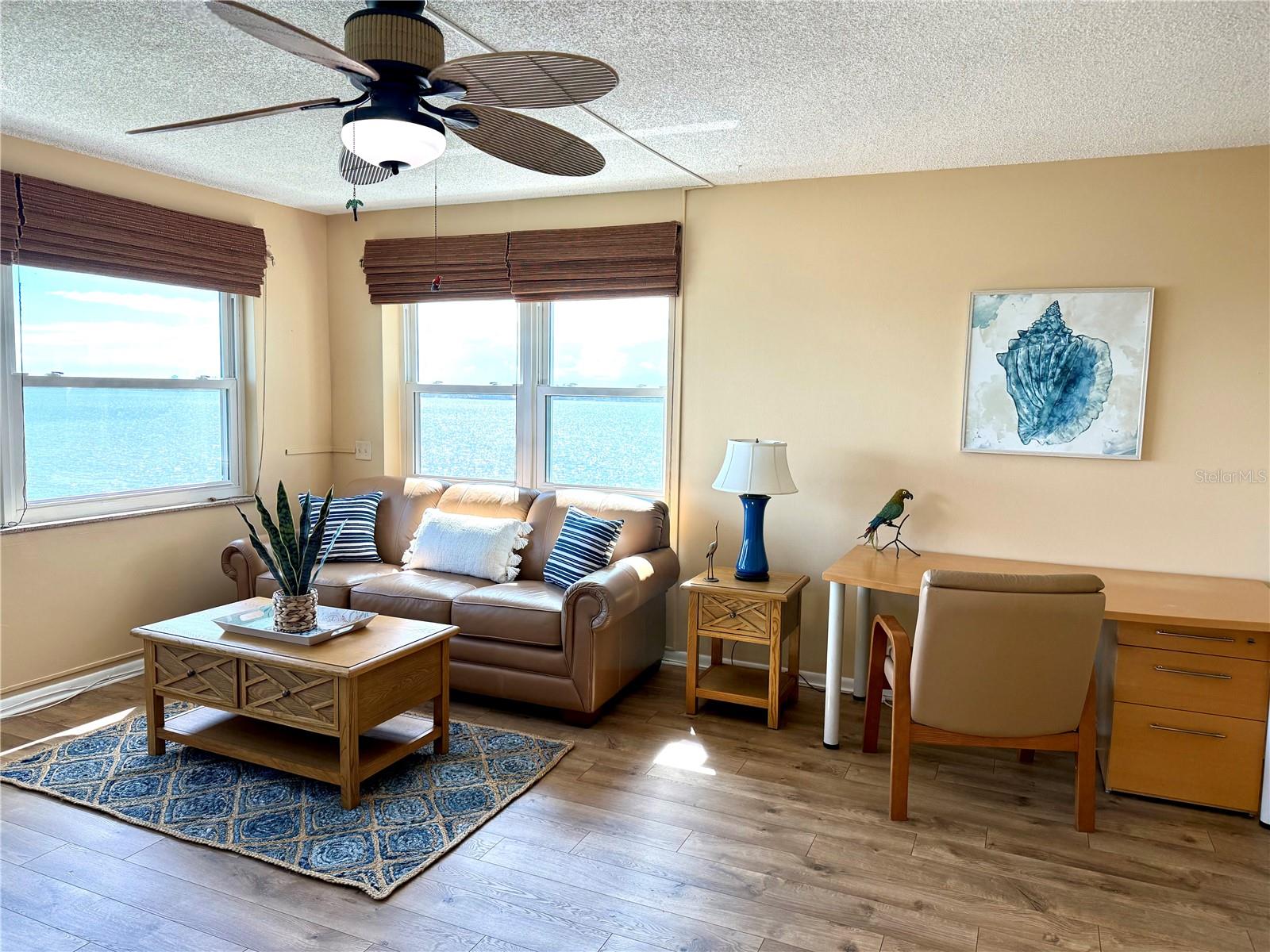 Image 21 of 59 For 5900 Shore Boulevard S 512