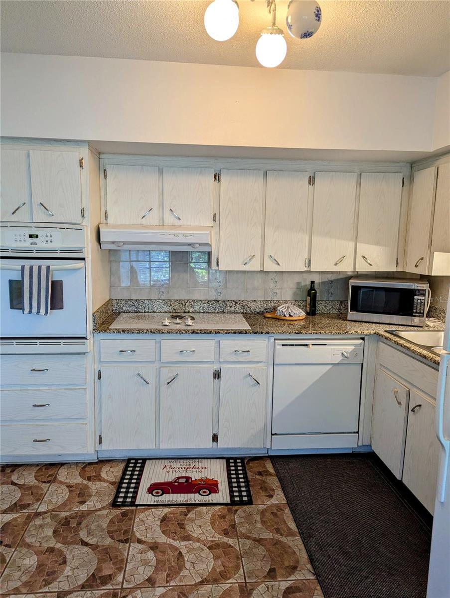 Image 11 of 27 For 2380 World Parkway Boulevard 56