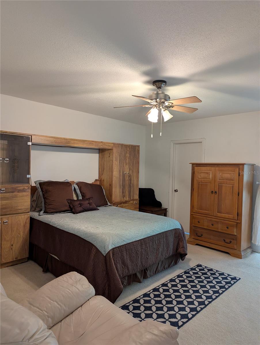 Image 17 of 27 For 2380 World Parkway Boulevard 56
