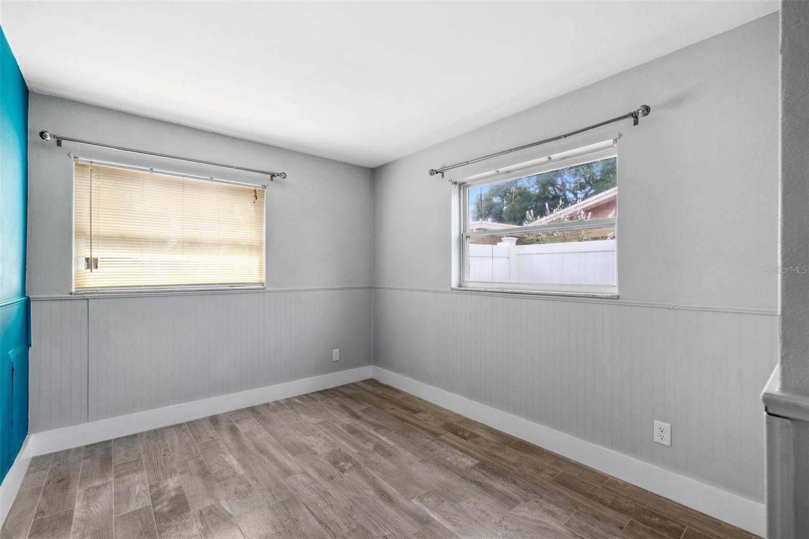 Image 29 of 39 For 6566 20th Street N