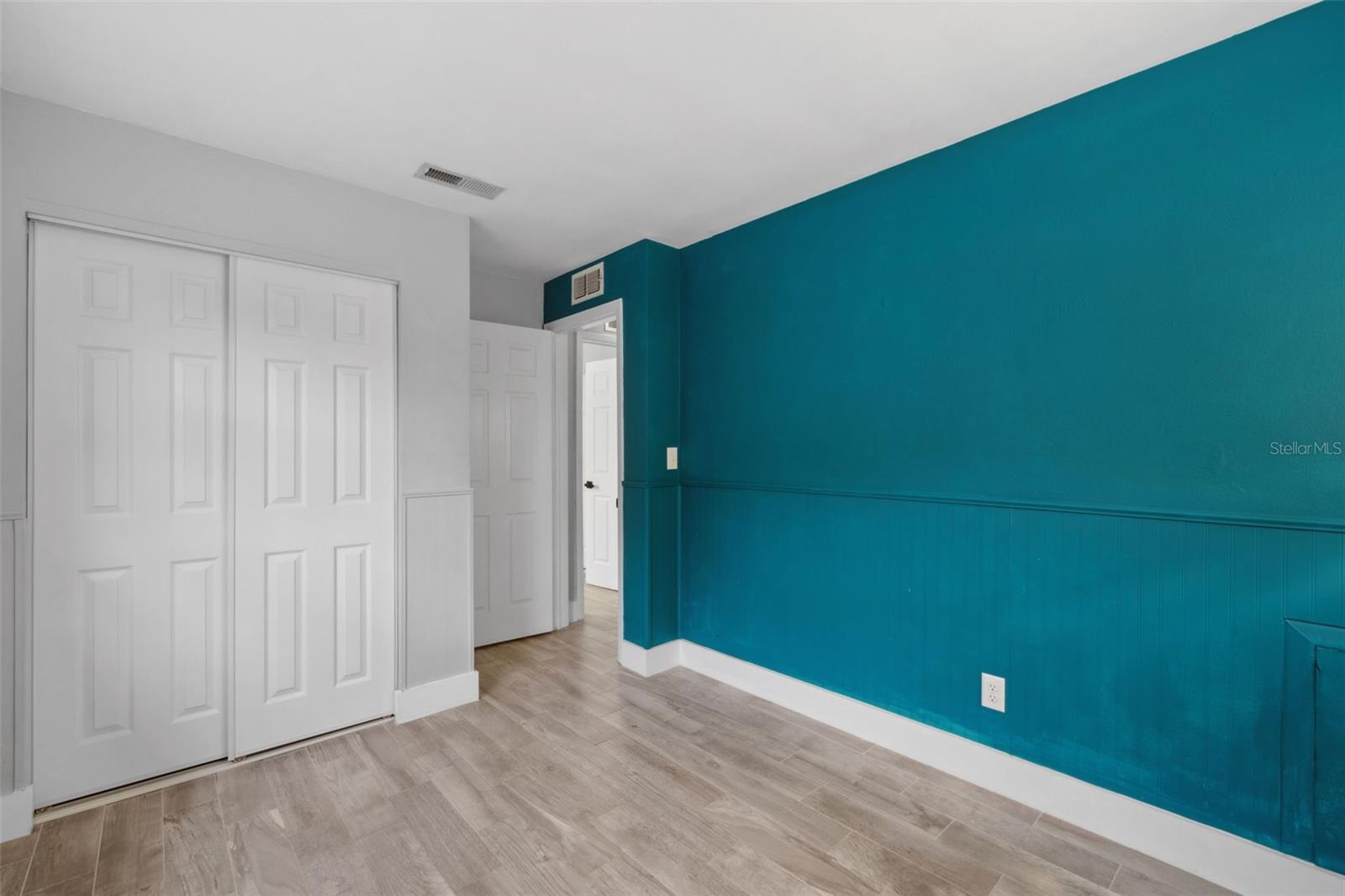 Image 30 of 39 For 6566 20th Street N