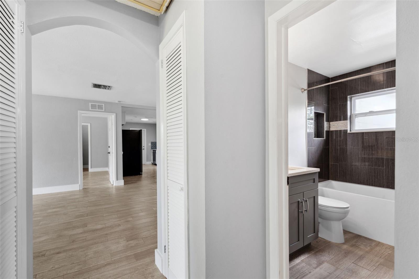 Image 31 of 39 For 6566 20th Street N