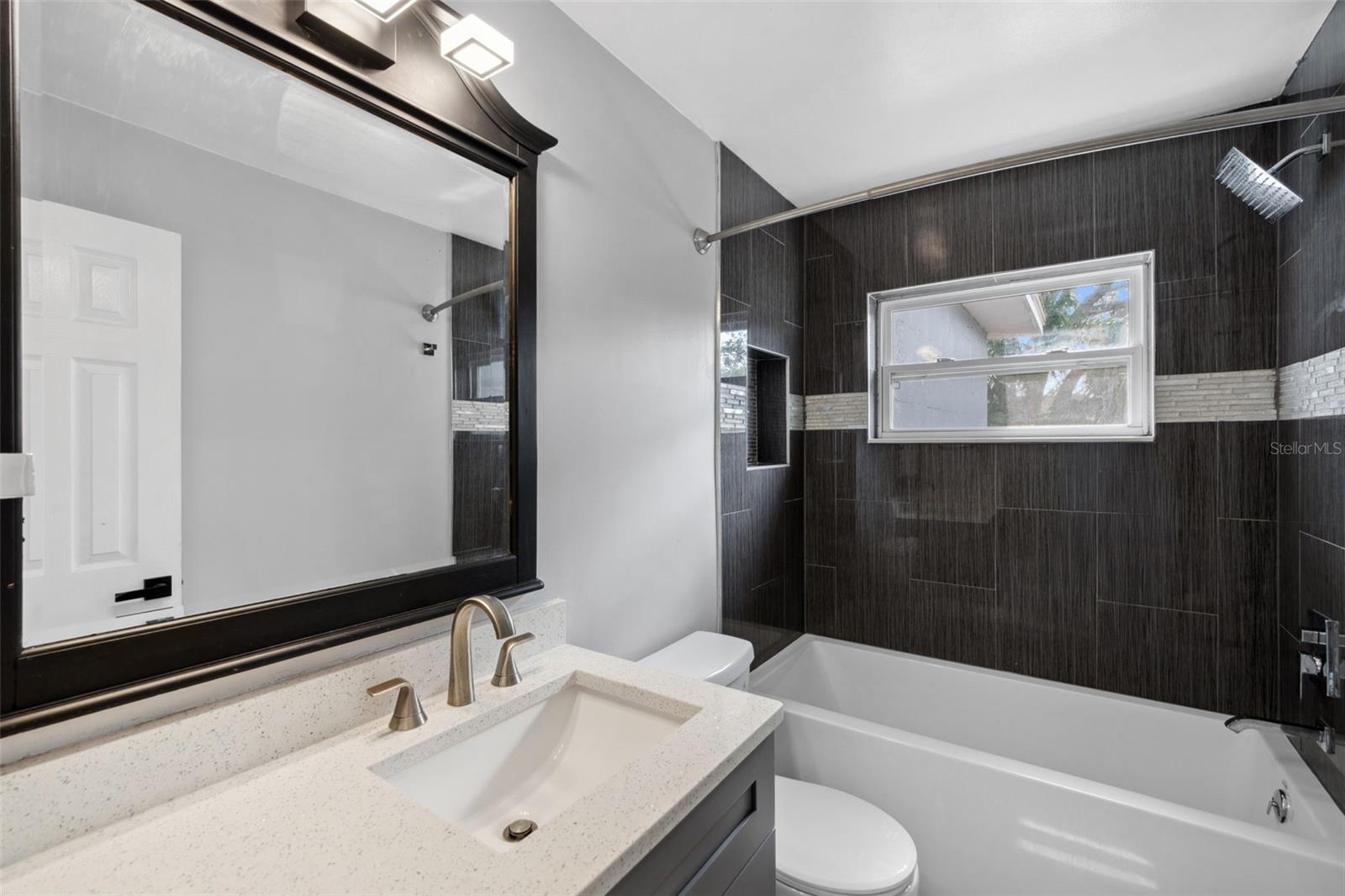 Image 7 of 39 For 6566 20th Street N