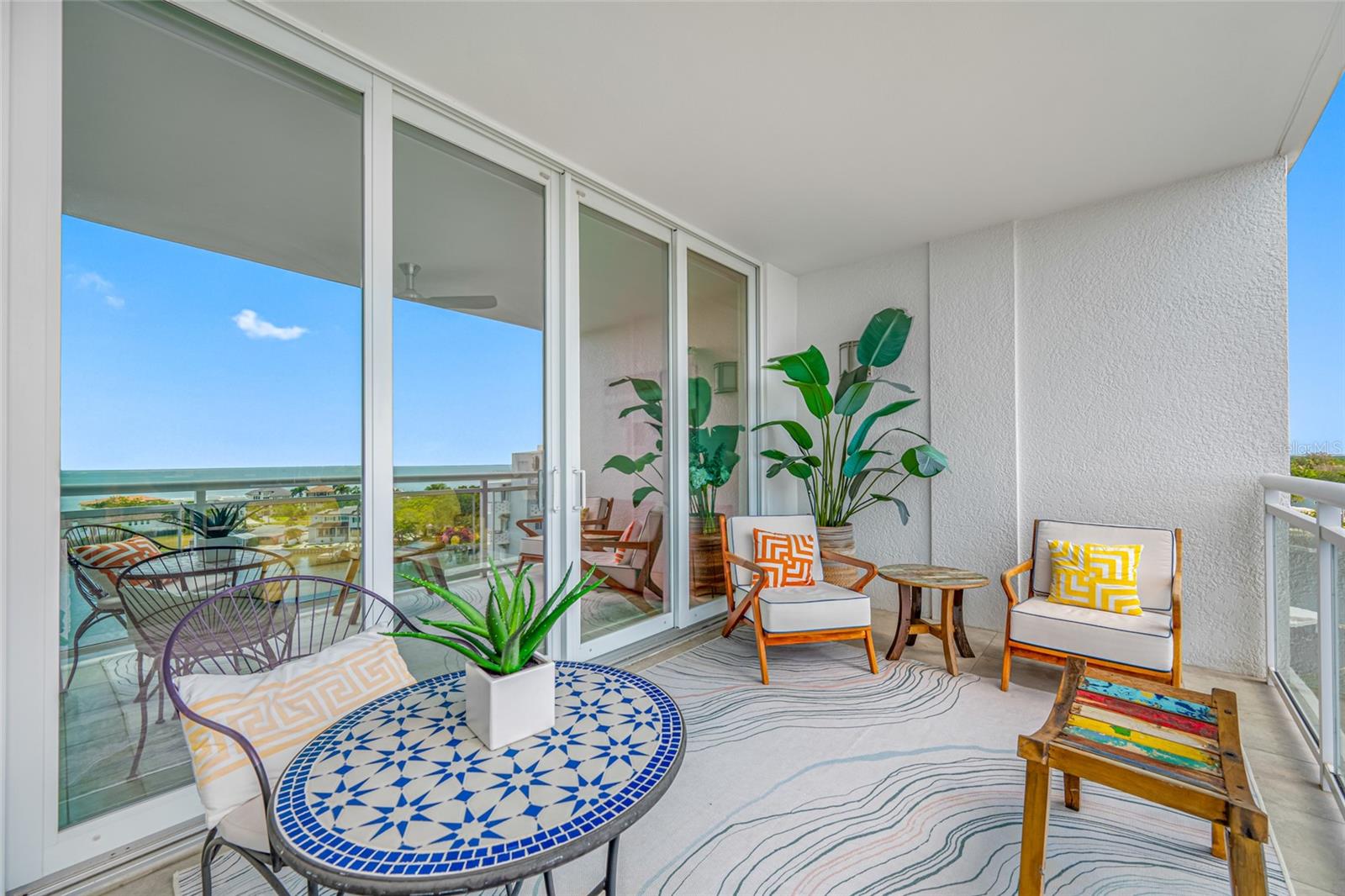 Listing photo id 18 for 1325 Snell Isle Boulevard Ne 810