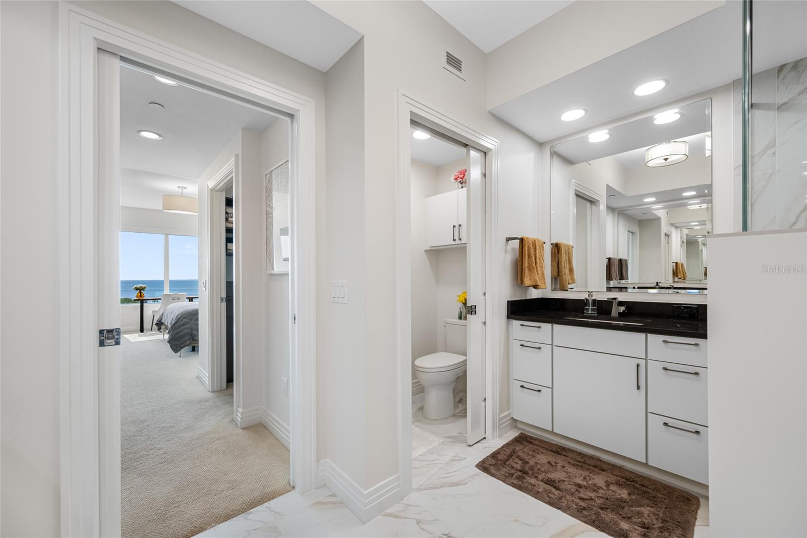 Listing photo id 28 for 1325 Snell Isle Boulevard Ne 810