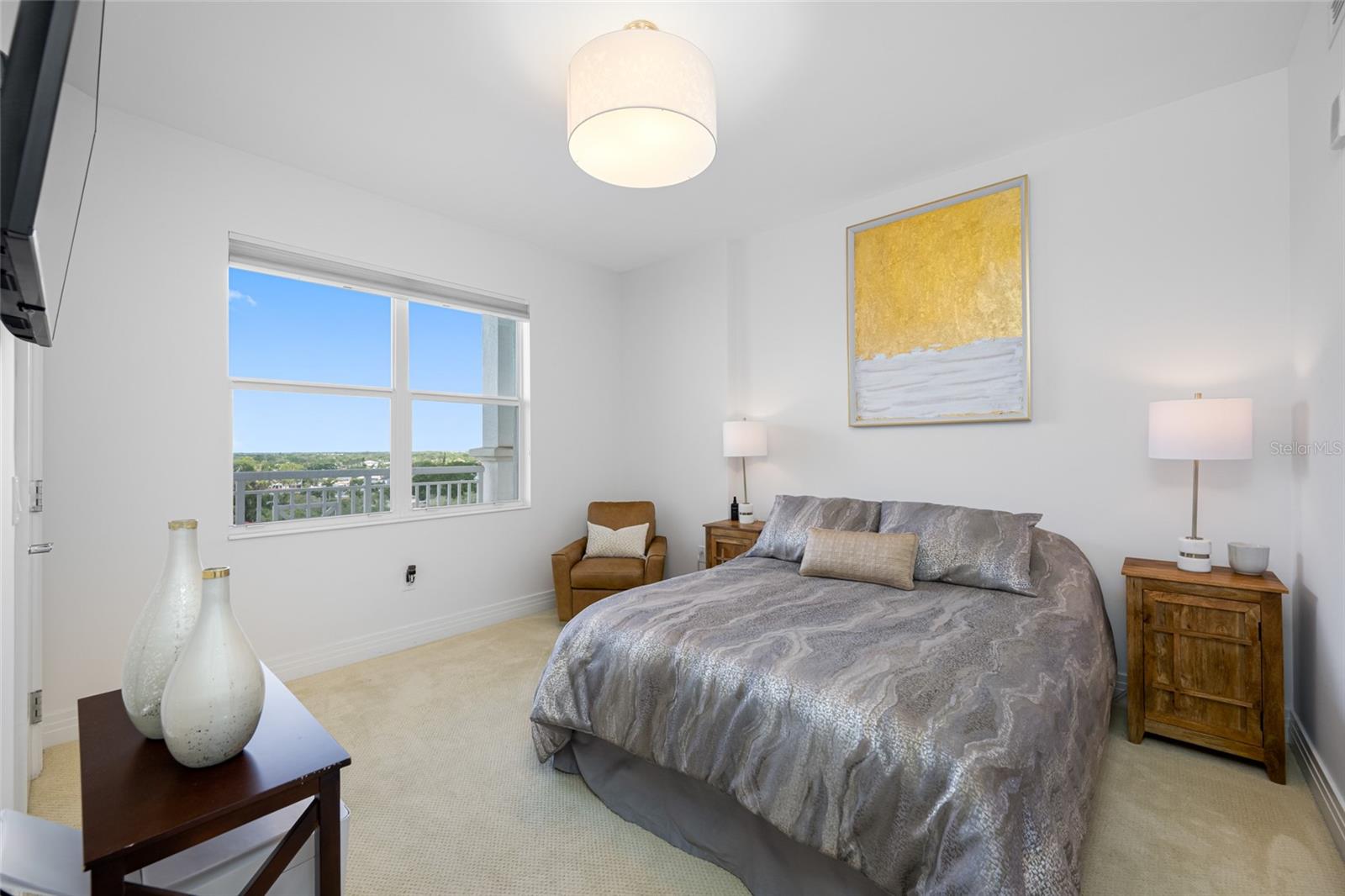 Listing photo id 31 for 1325 Snell Isle Boulevard Ne 810