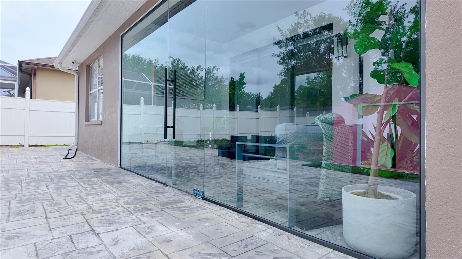 Image 24 of 27 For 4882 Larkenheath Drive