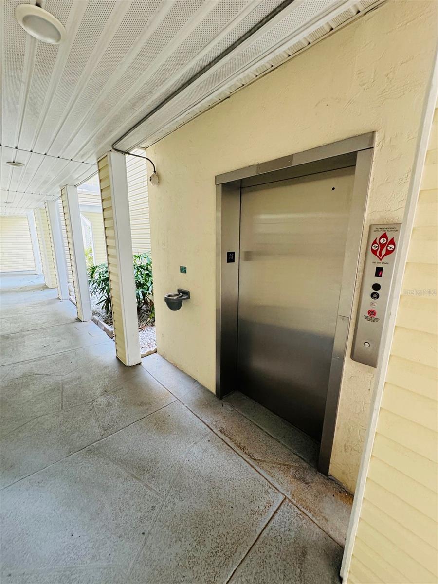 Image 13 of 15 For 6931 Stones Throw Circle N 5210