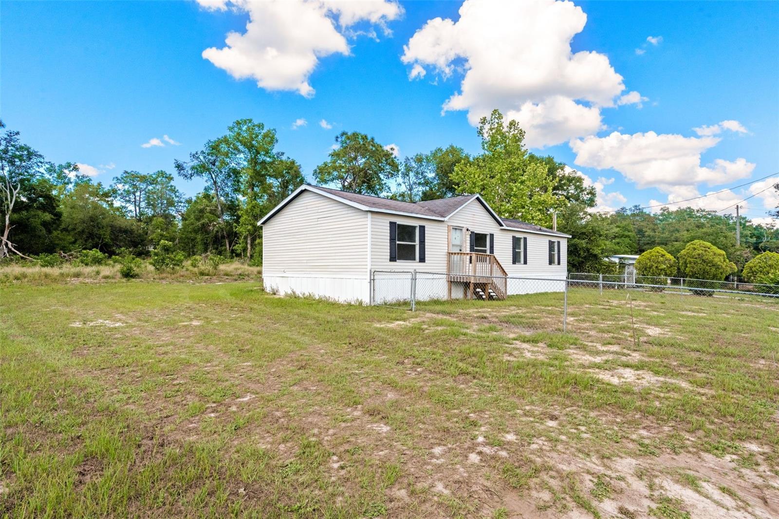 Image 12 of 23 For 10431 127th Lane