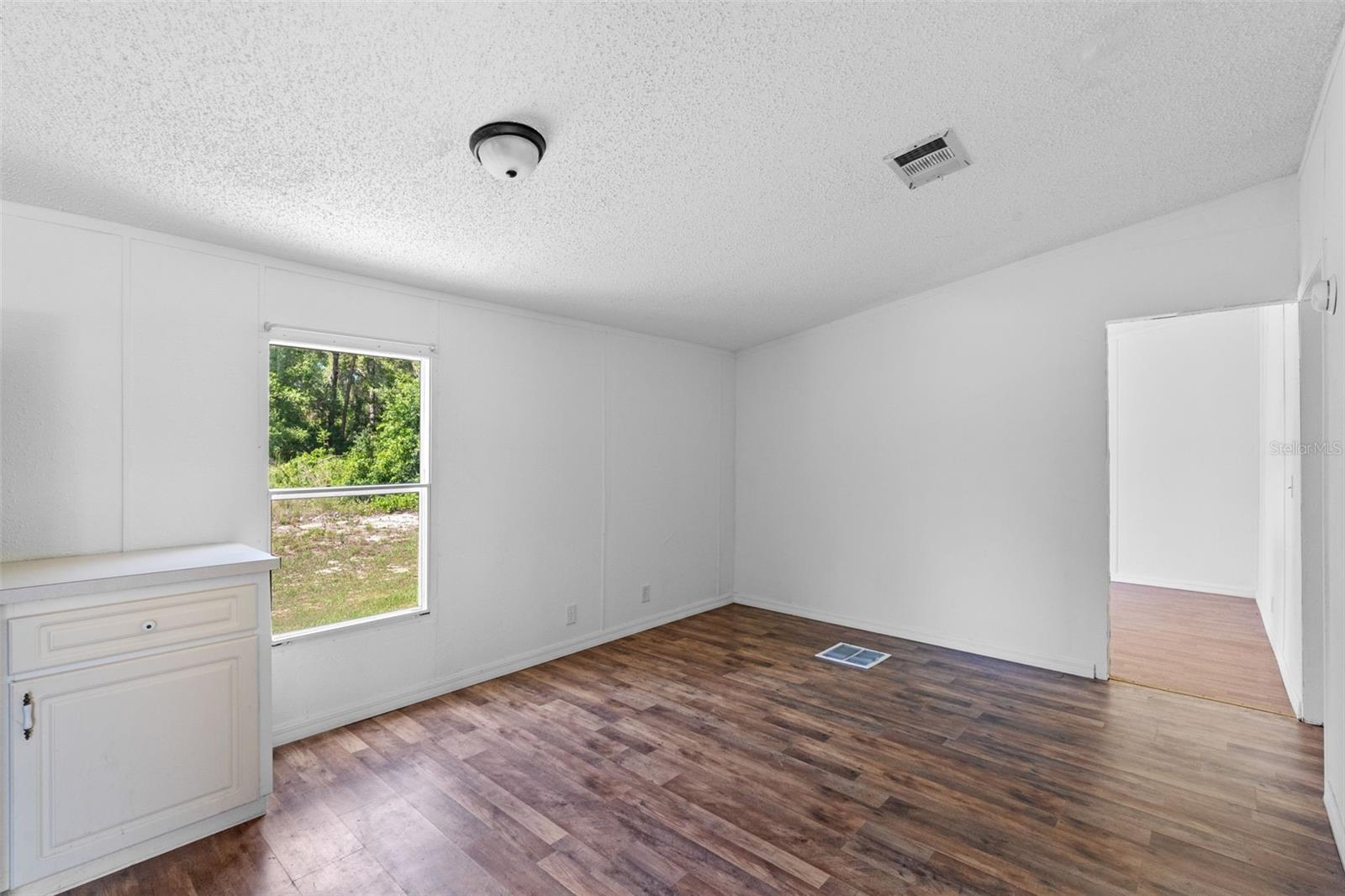 Image 15 of 23 For 10431 127th Lane
