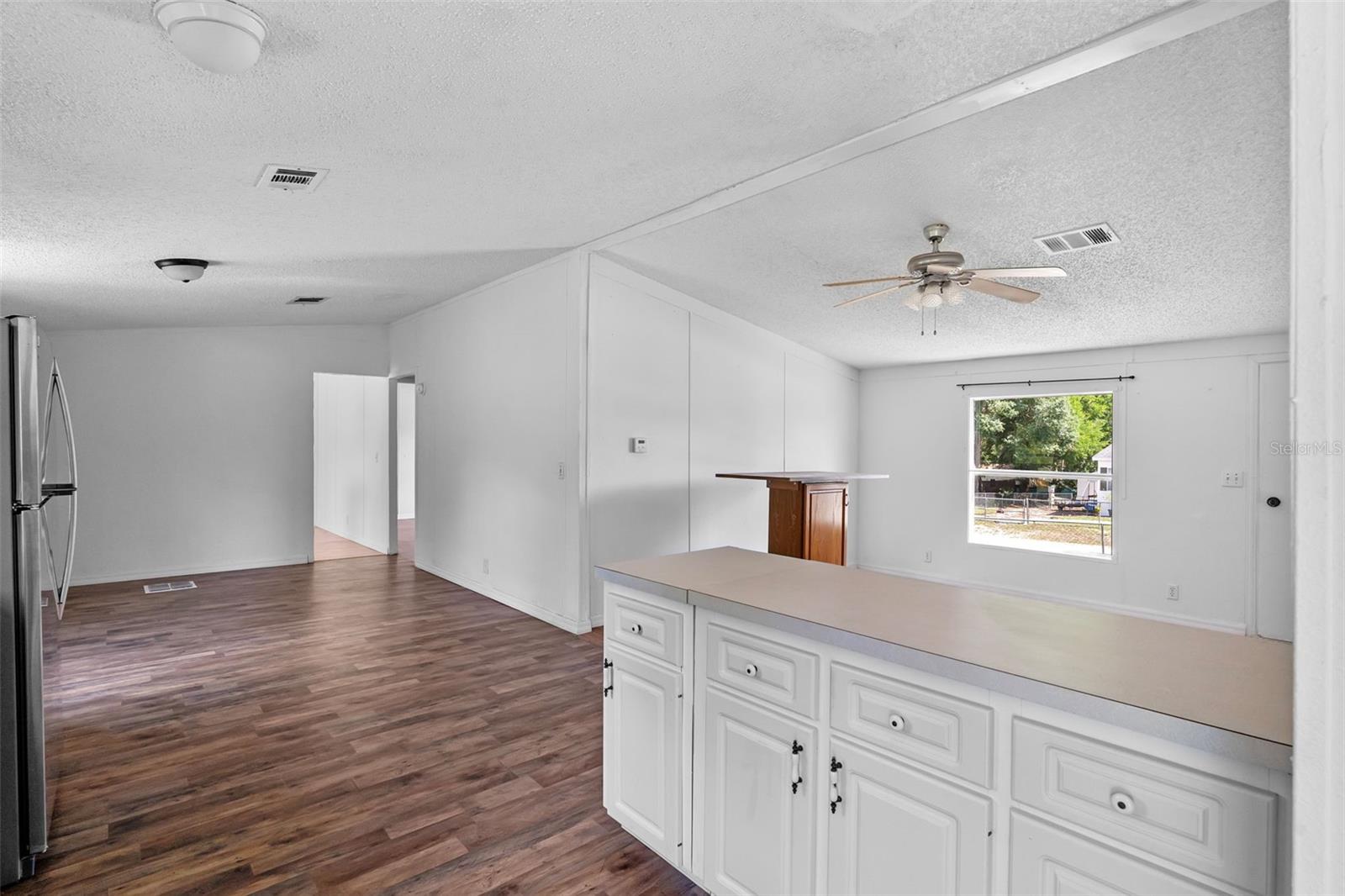 Image 4 of 23 For 10431 127th Lane