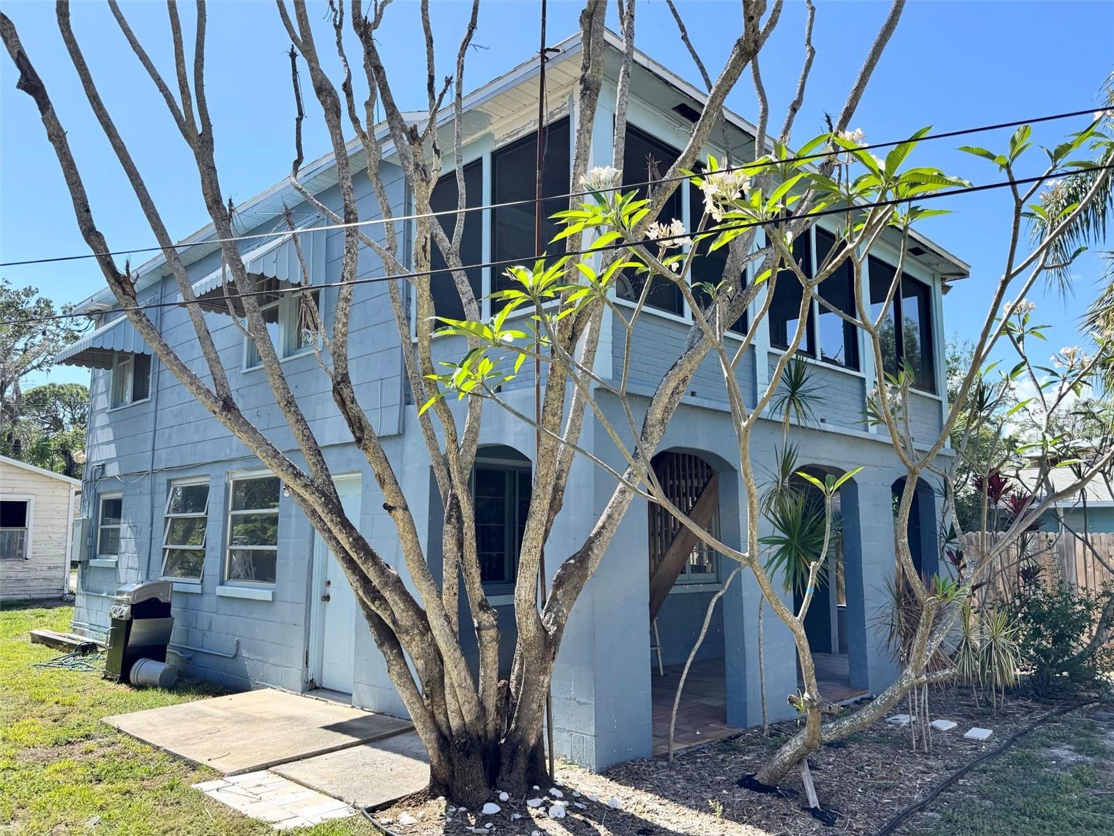 Image 18 of 43 For 3031 49th Street S