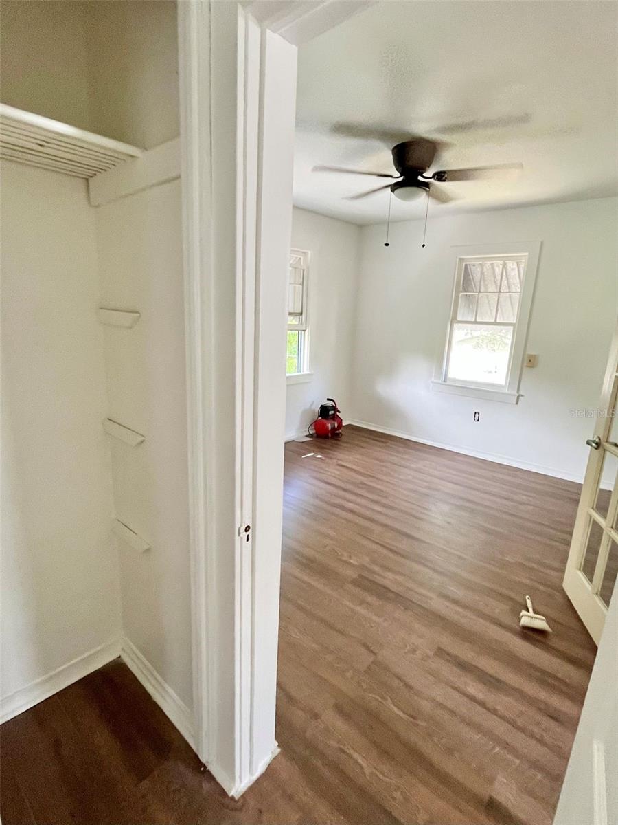 Image 31 of 43 For 3031 49th Street S