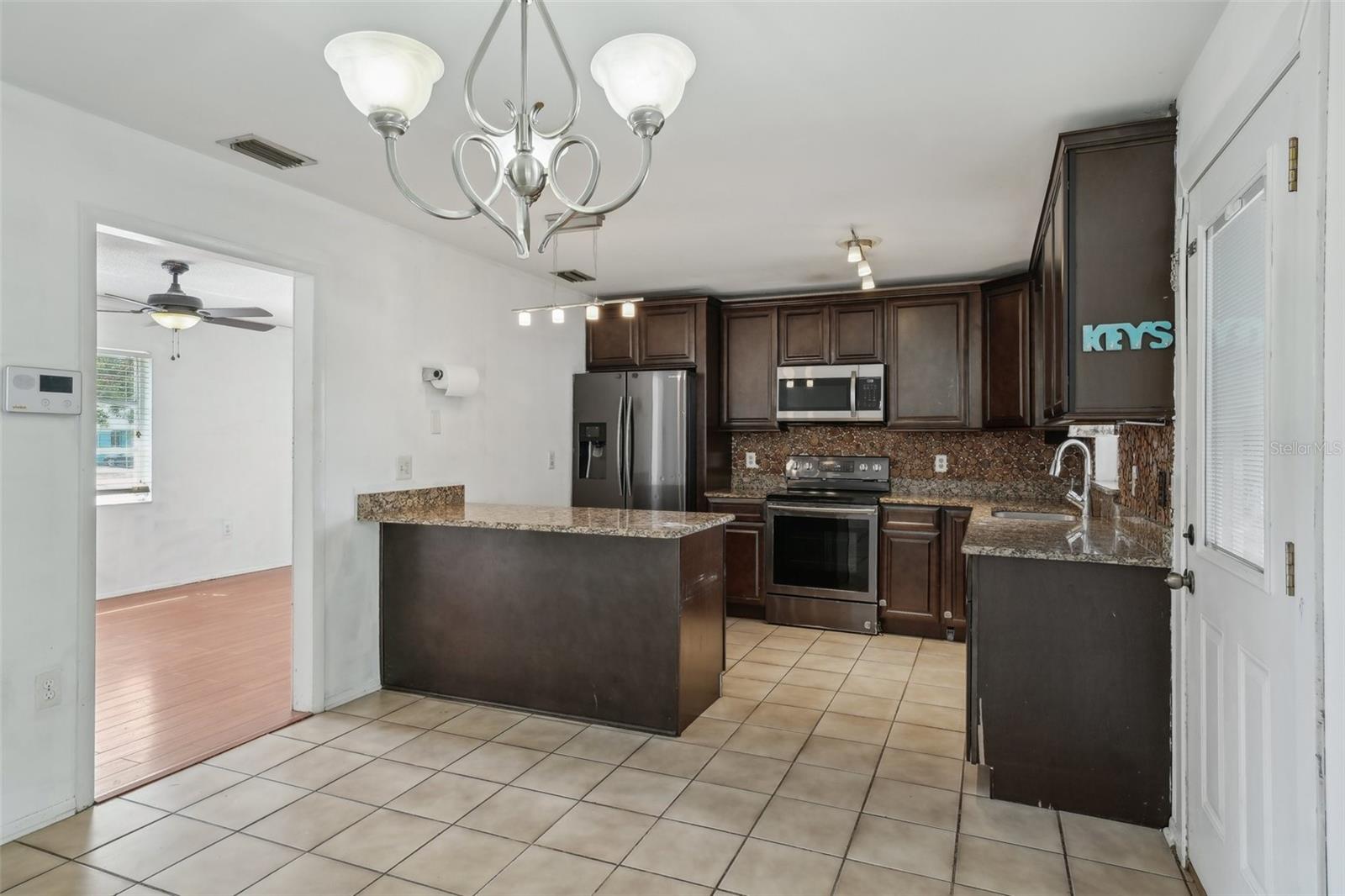 Image 13 of 70 For 503 Holt Circle
