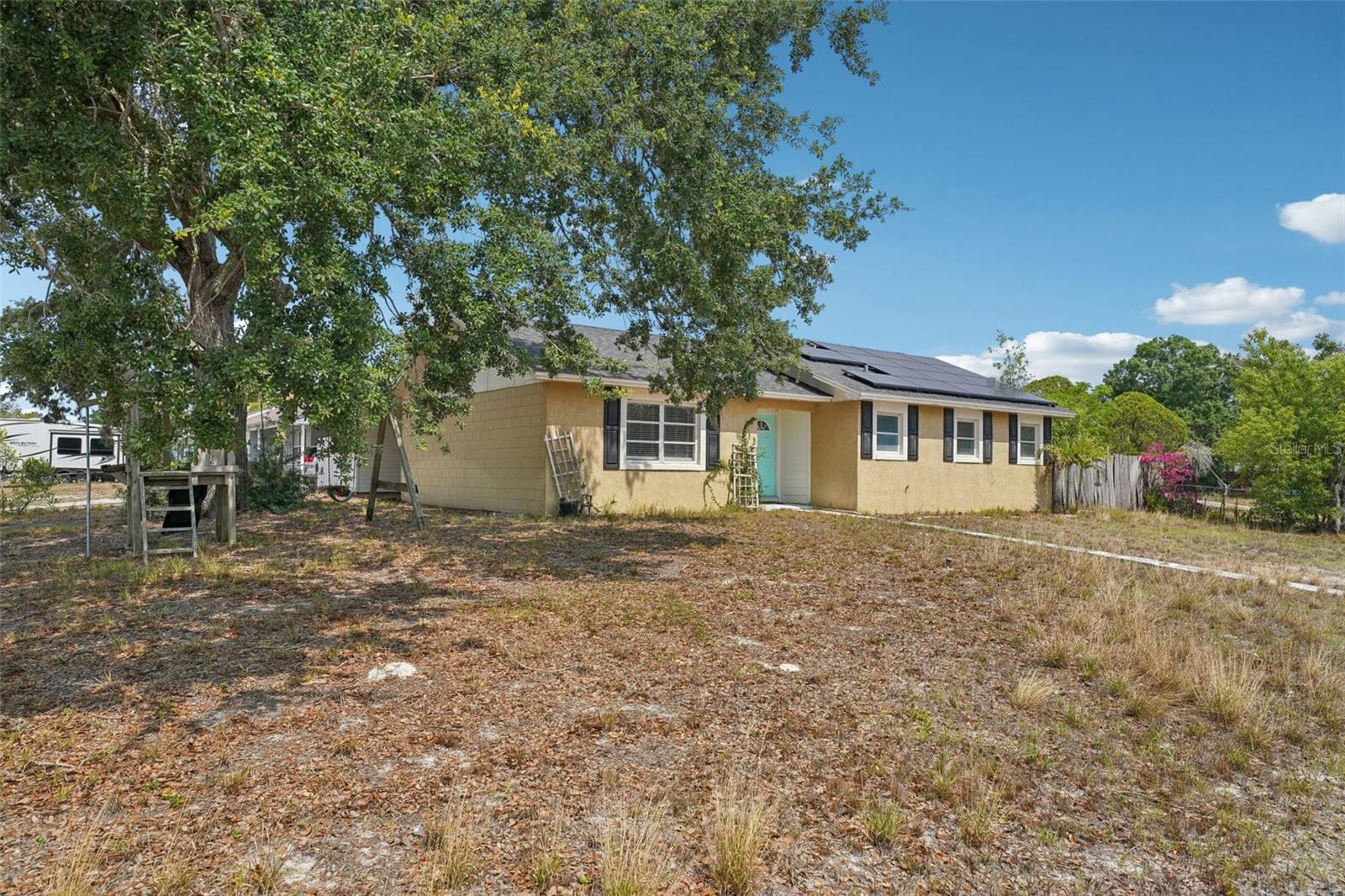 Image 2 of 70 For 503 Holt Circle