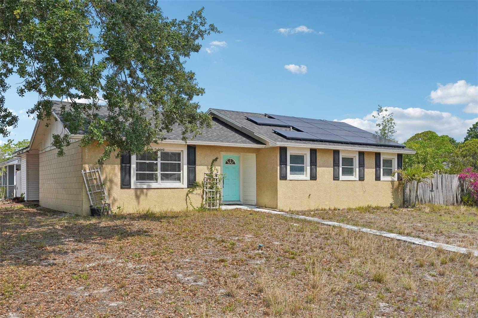 Image 4 of 70 For 503 Holt Circle