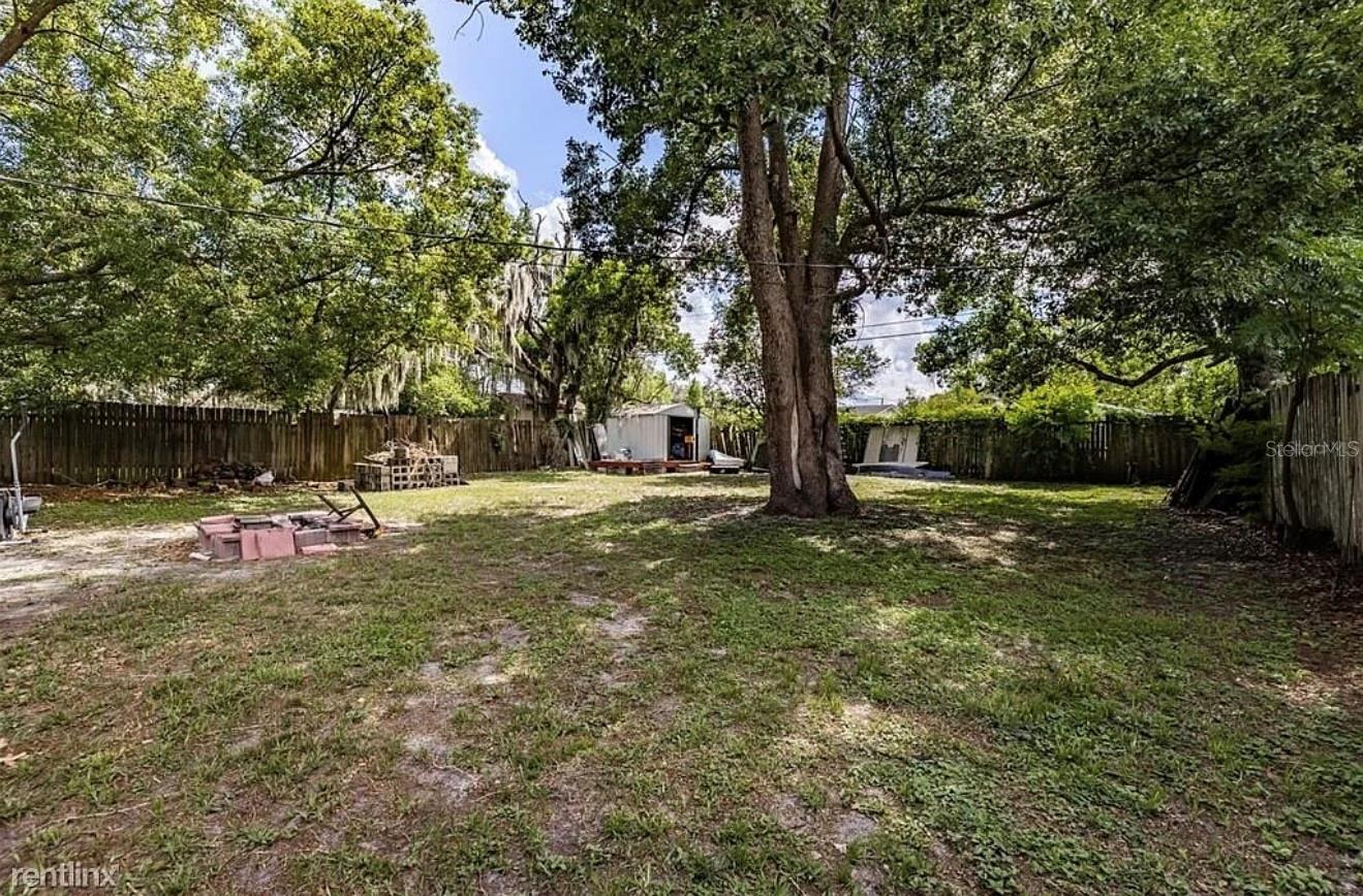 Image 24 of 35 For 5932 Hilltop Lane E