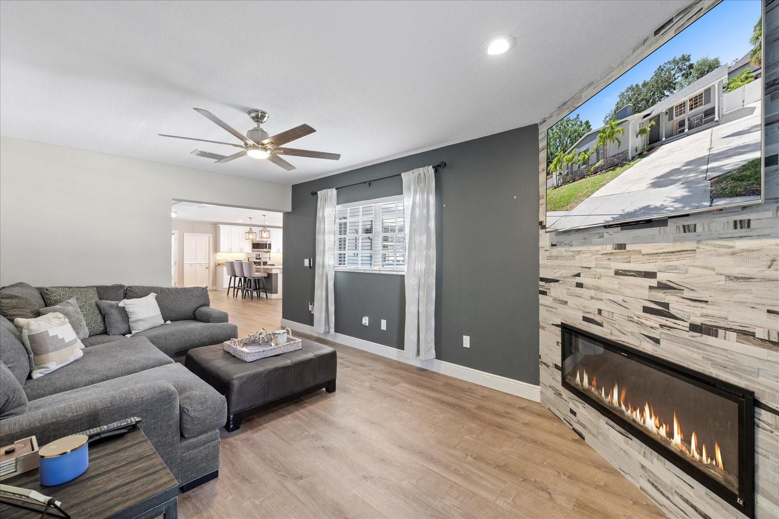 Image 14 of 48 For 3110 Ballast Point Boulevard