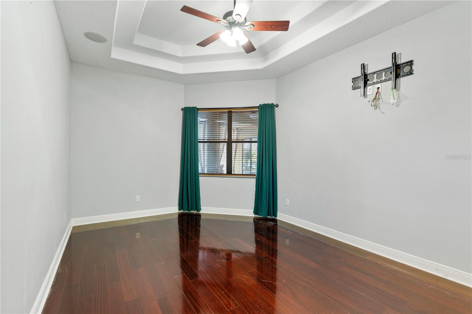 Image 18 of 80 For 15104 Azra Drive
