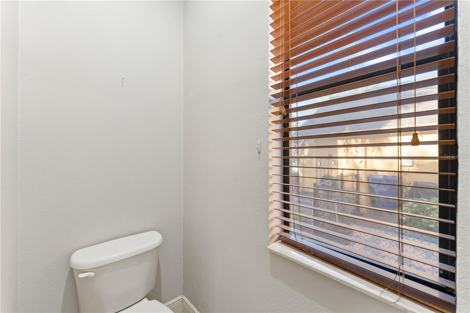 Image 26 of 80 For 15104 Azra Drive