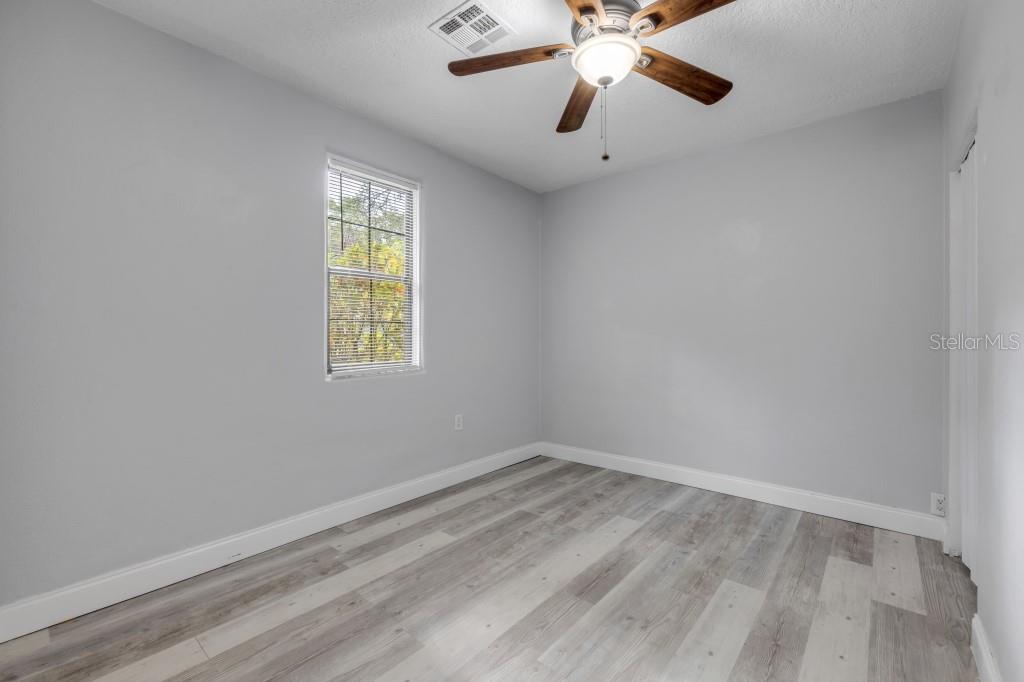 Image 12 of 40 For 110 Lauren Court