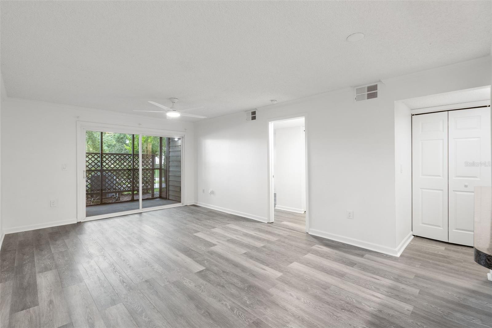 Image 10 of 40 For 2500 Winding Creek Boulevard A104