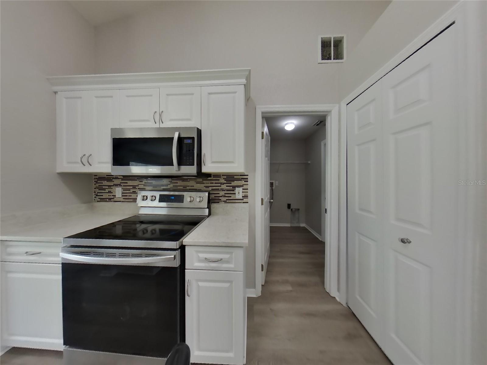 Image 4 of 24 For 20825 Marlin Street