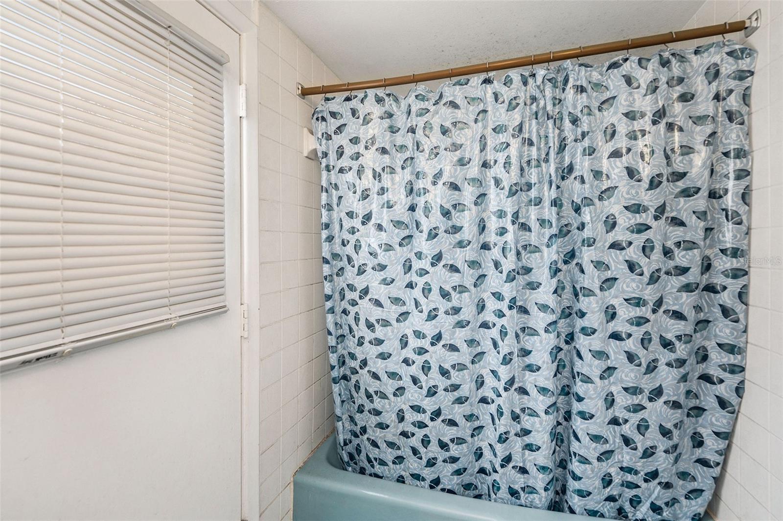 Image 18 of 29 For 5250 12th Street N