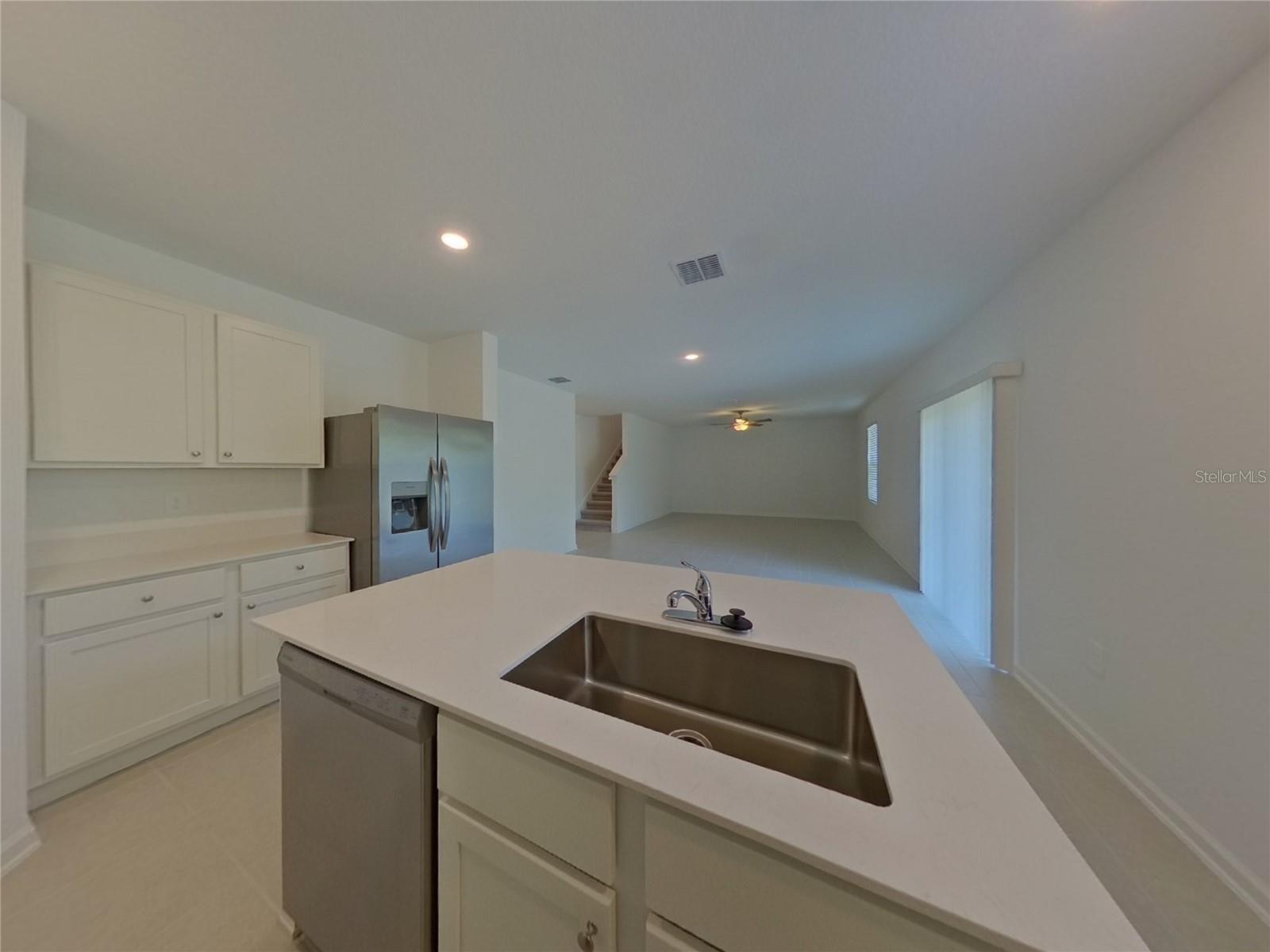 Image 4 of 30 For 4832 Yellow Elder Way