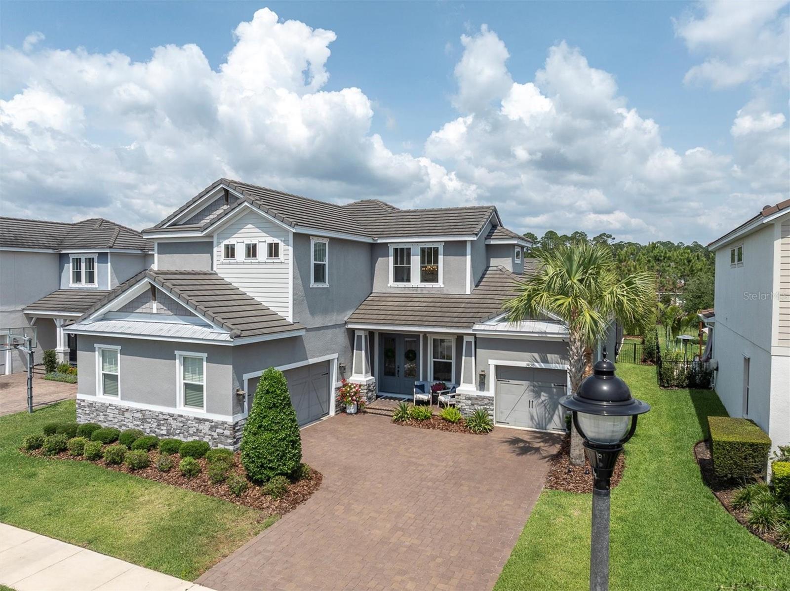 Listing photo id 13 for 3850 Bonfire Drive
