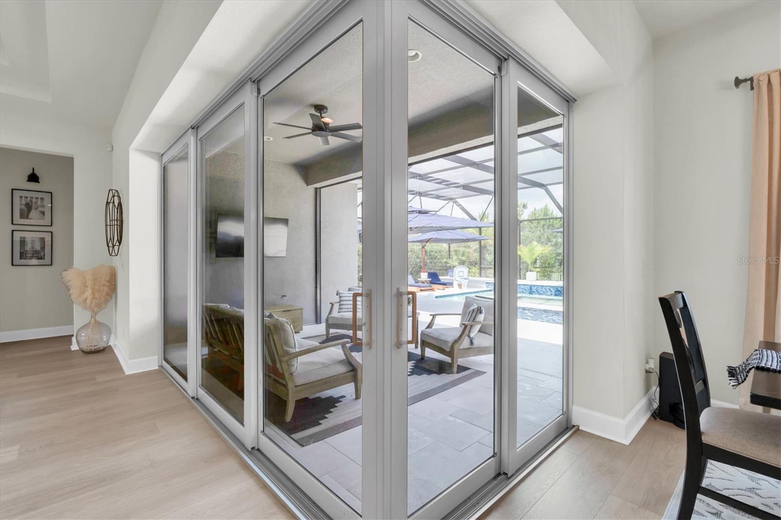 Listing photo id 41 for 3850 Bonfire Drive