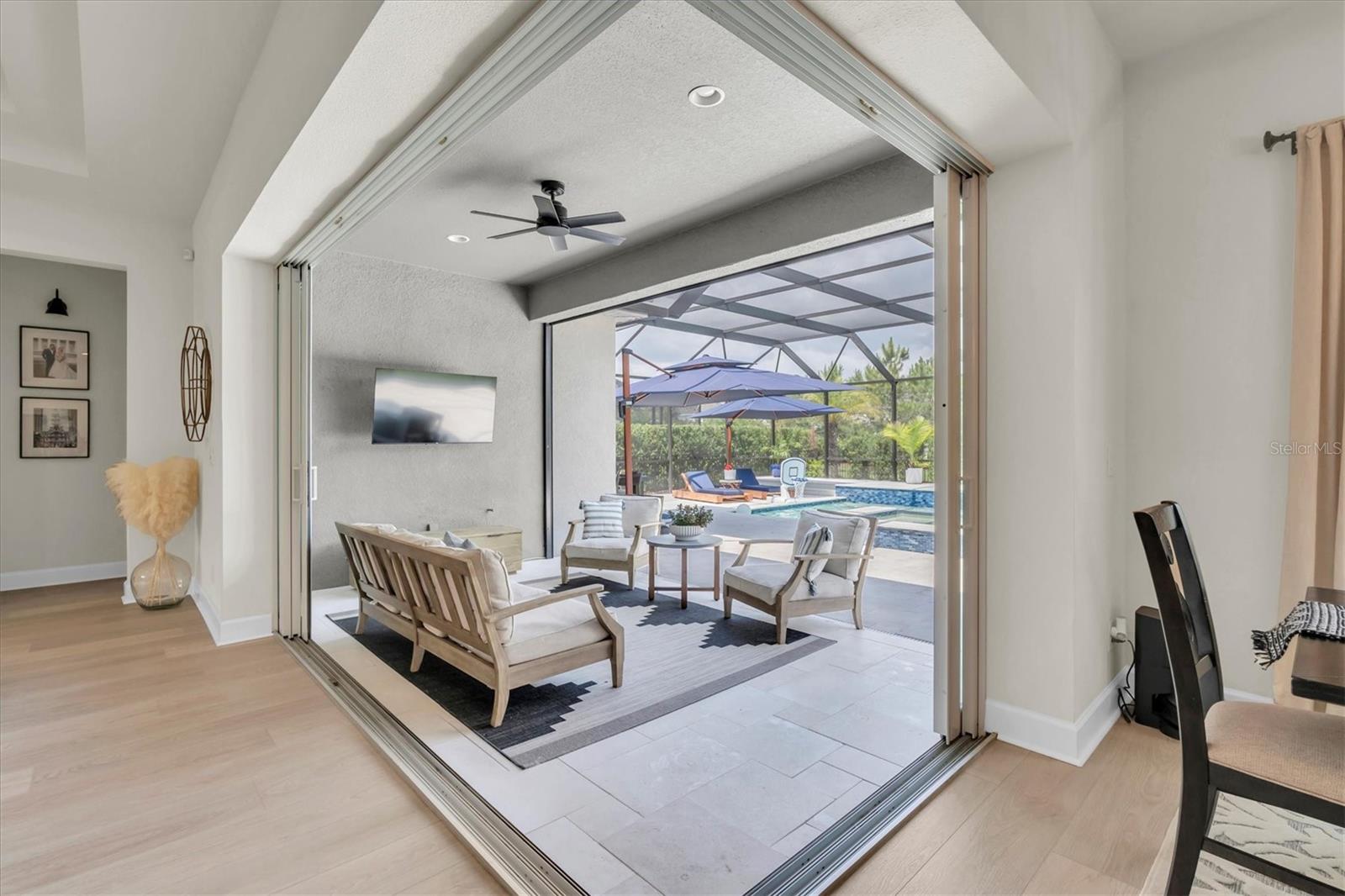 Listing photo id 43 for 3850 Bonfire Drive