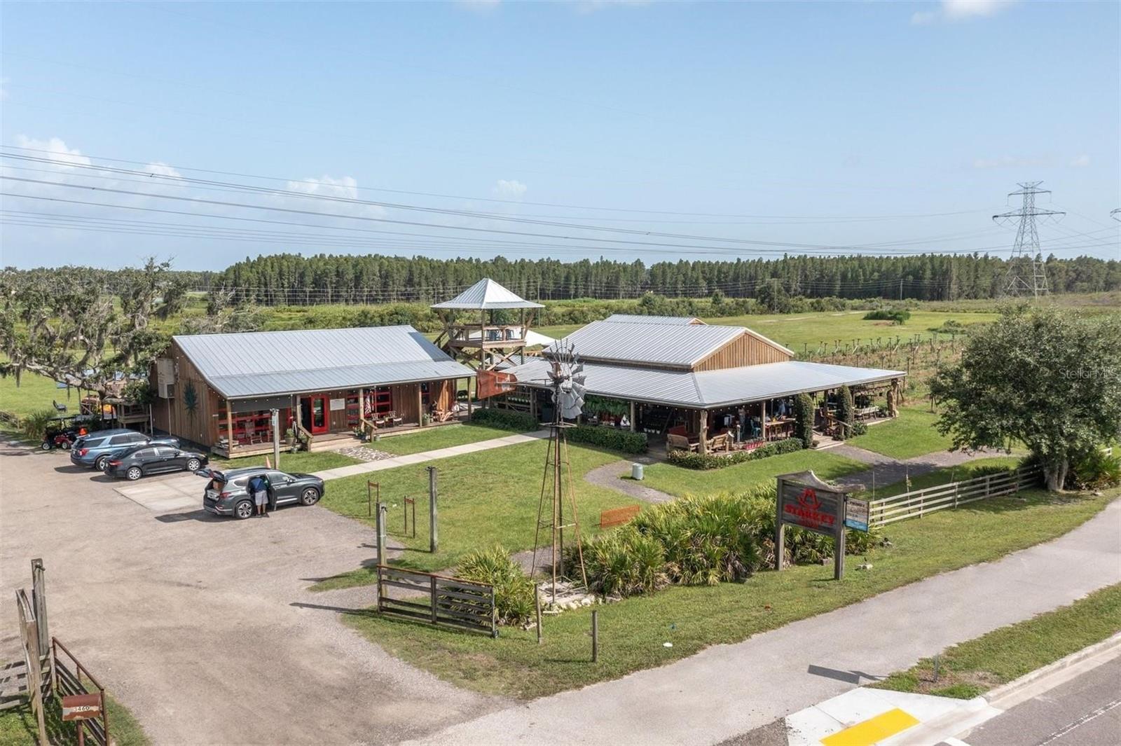 Listing photo id 75 for 3850 Bonfire Drive