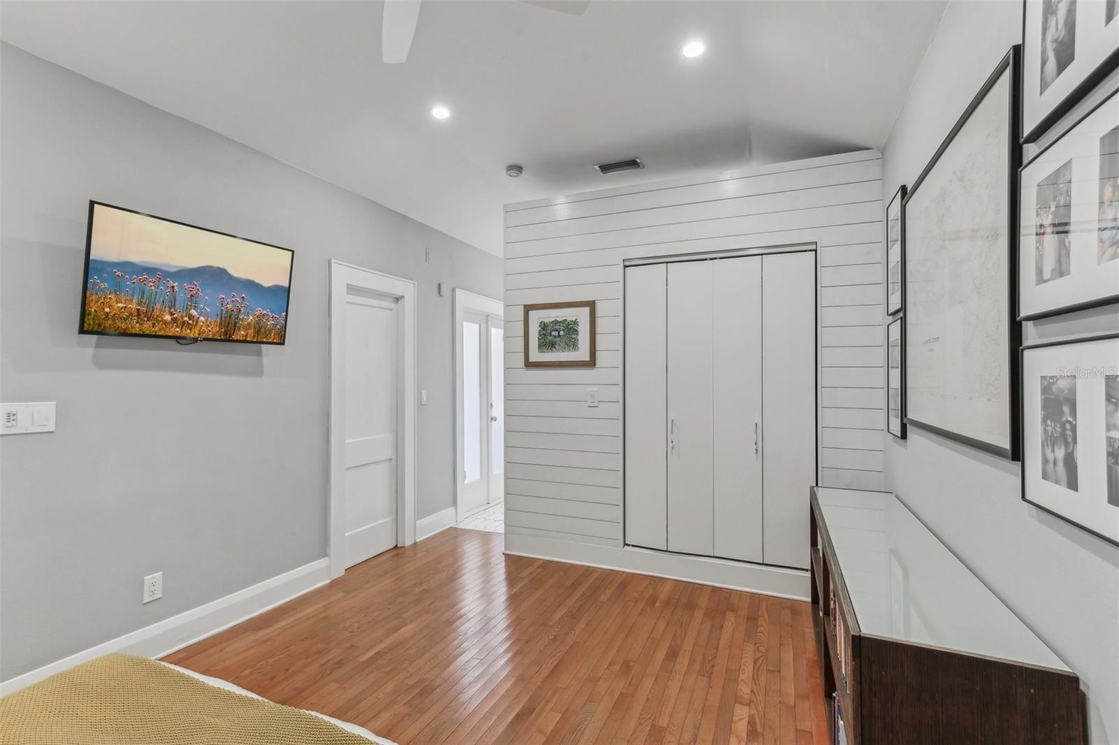 Image 18 of 45 For 1402 Powhatan Avenue