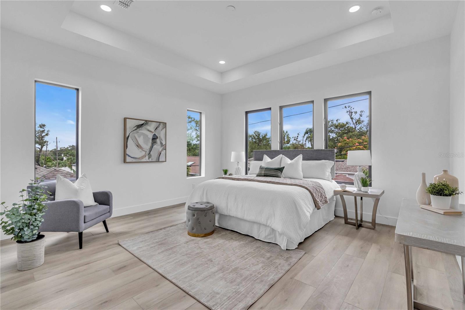Image 11 of 23 For 1625 9th Avenue N