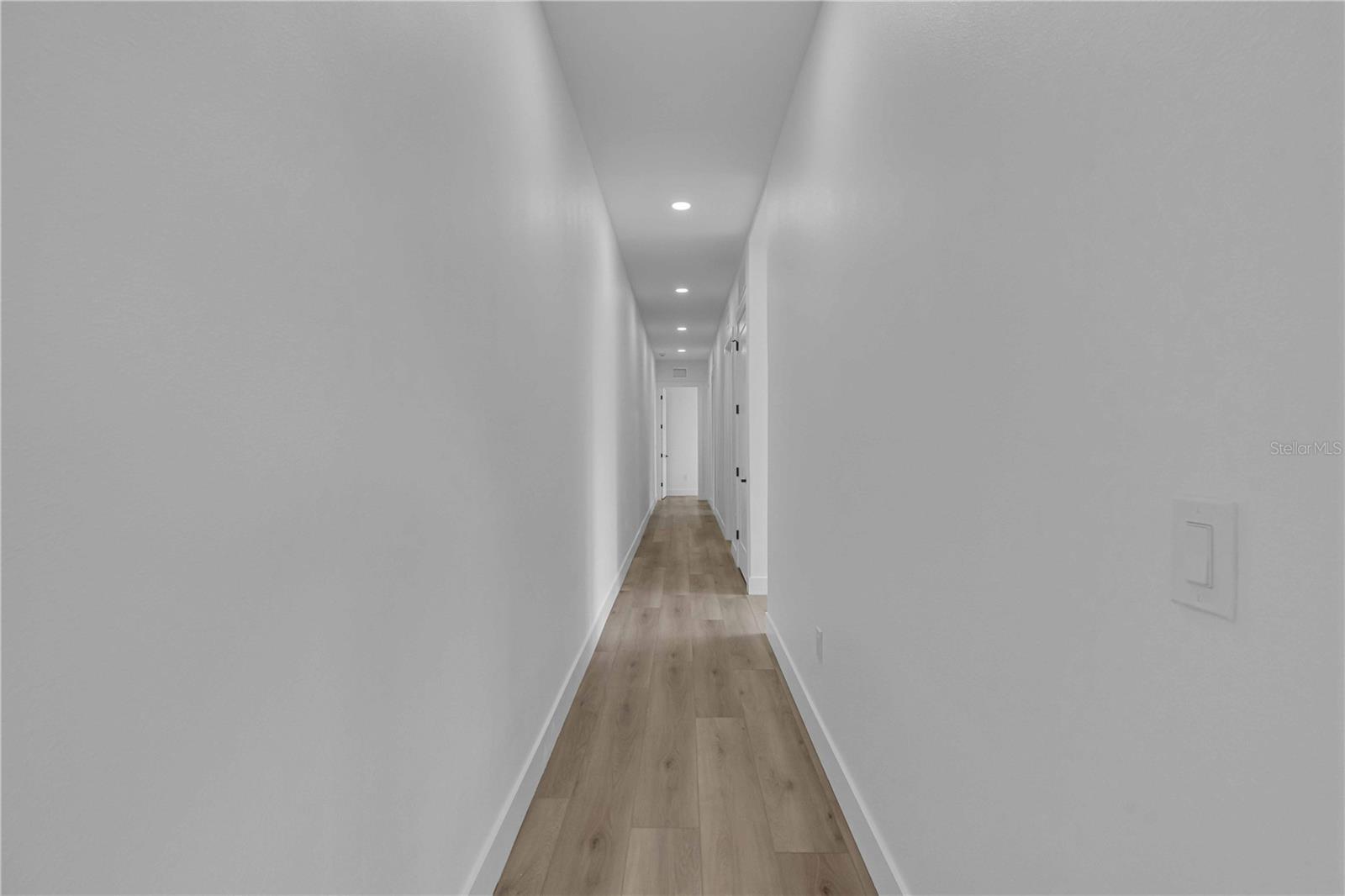 Image 15 of 23 For 1625 9th Avenue N