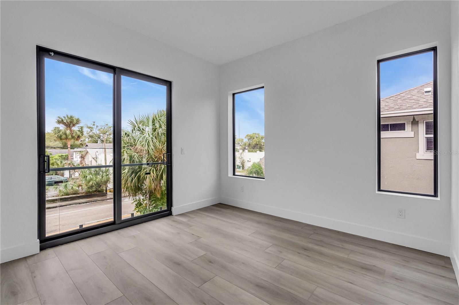 Image 19 of 23 For 1625 9th Avenue N