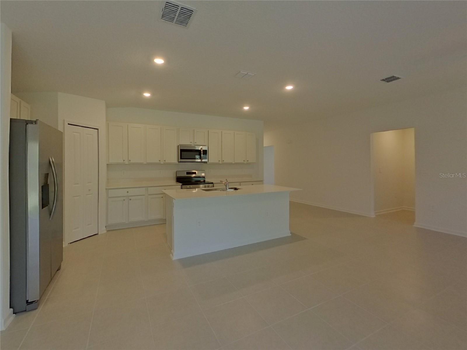 Image 4 of 20 For 4790 Yellow Elder Way