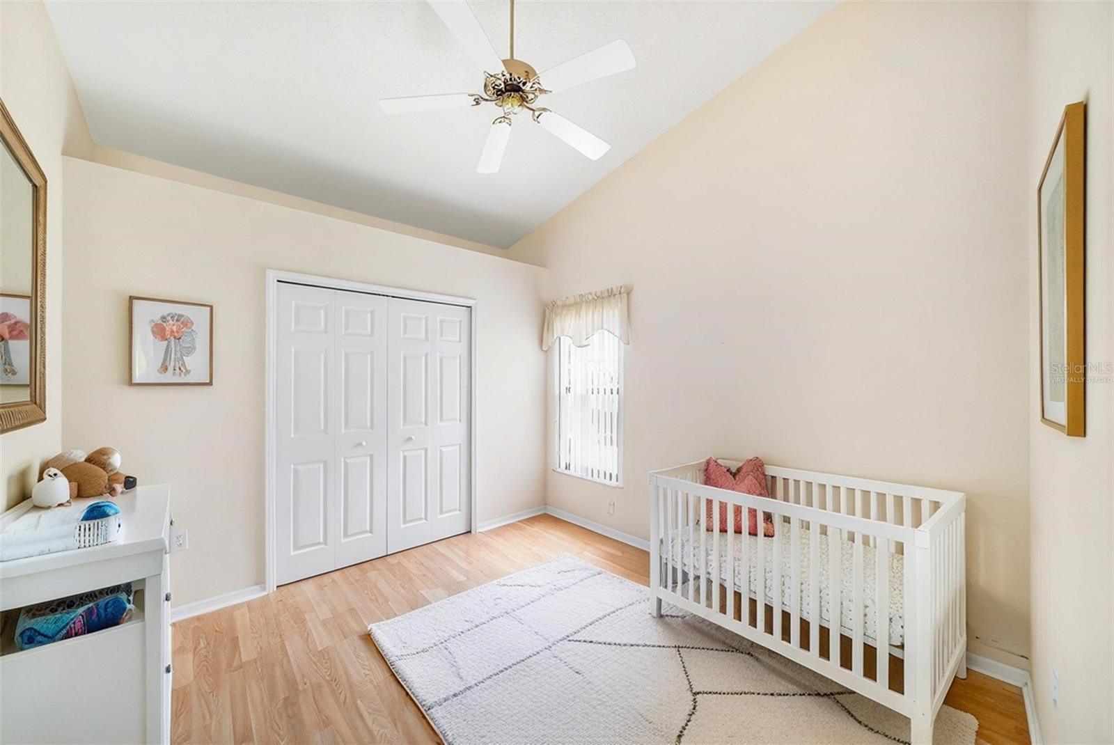 Image 14 of 23 For 13819 Stoneridge Drive