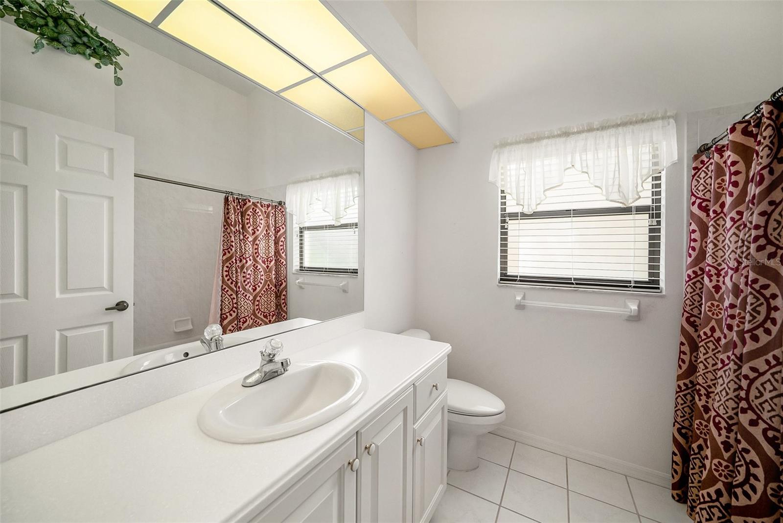 Image 15 of 23 For 13819 Stoneridge Drive