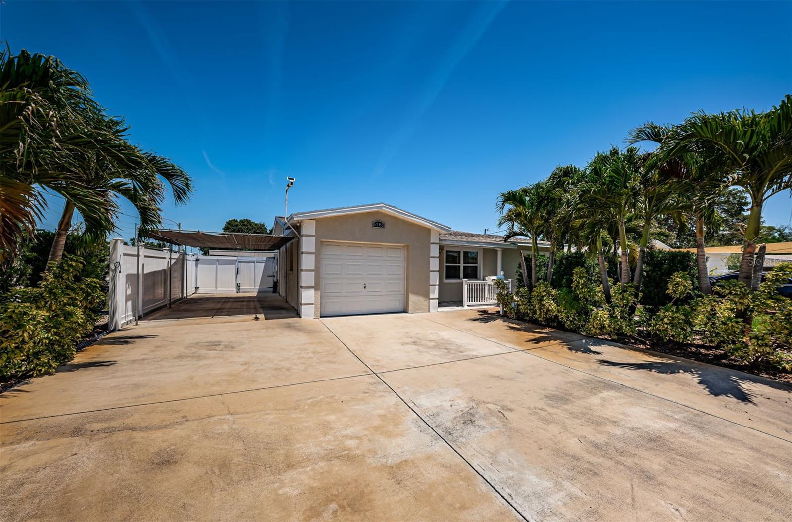 Details for 5785 15th Avenue N, ST PETERSBURG, FL 33710