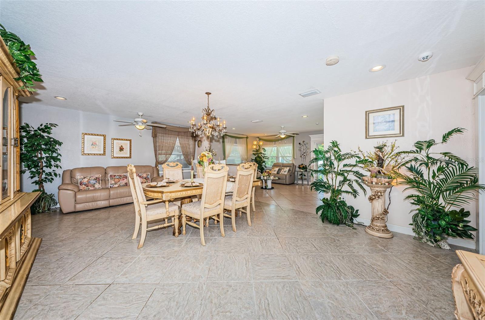 Image 24 of 37 For 5785 15th Avenue N