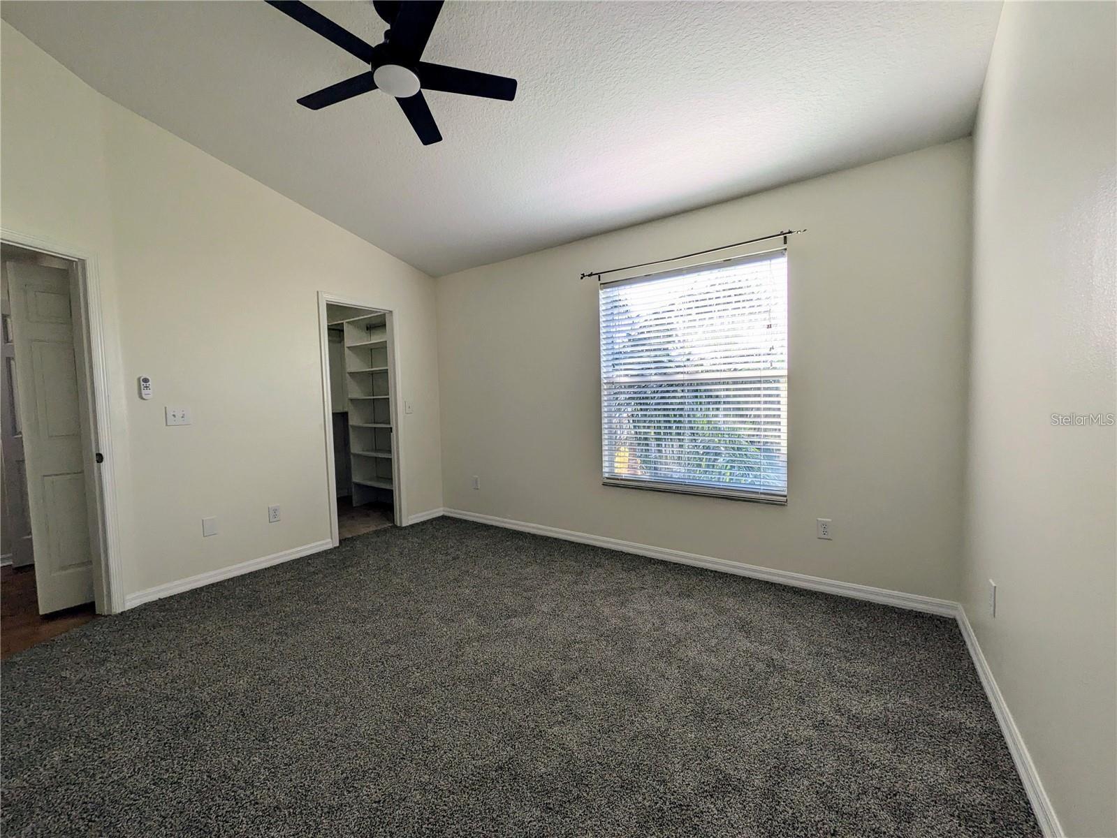 Image 15 of 21 For 12287 Country White Circle