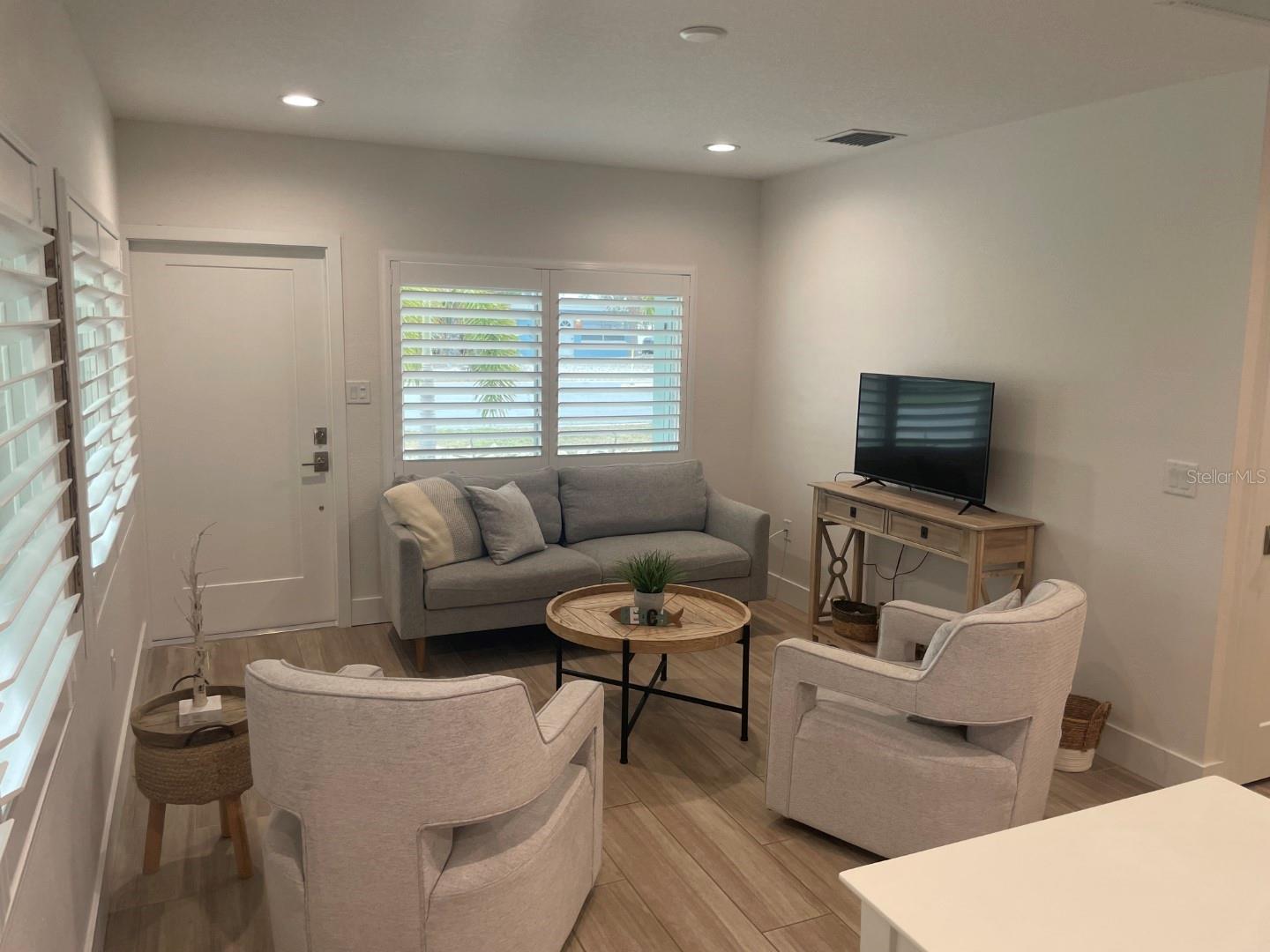 Image 7 of 14 For 720 Gulf Boulevard B