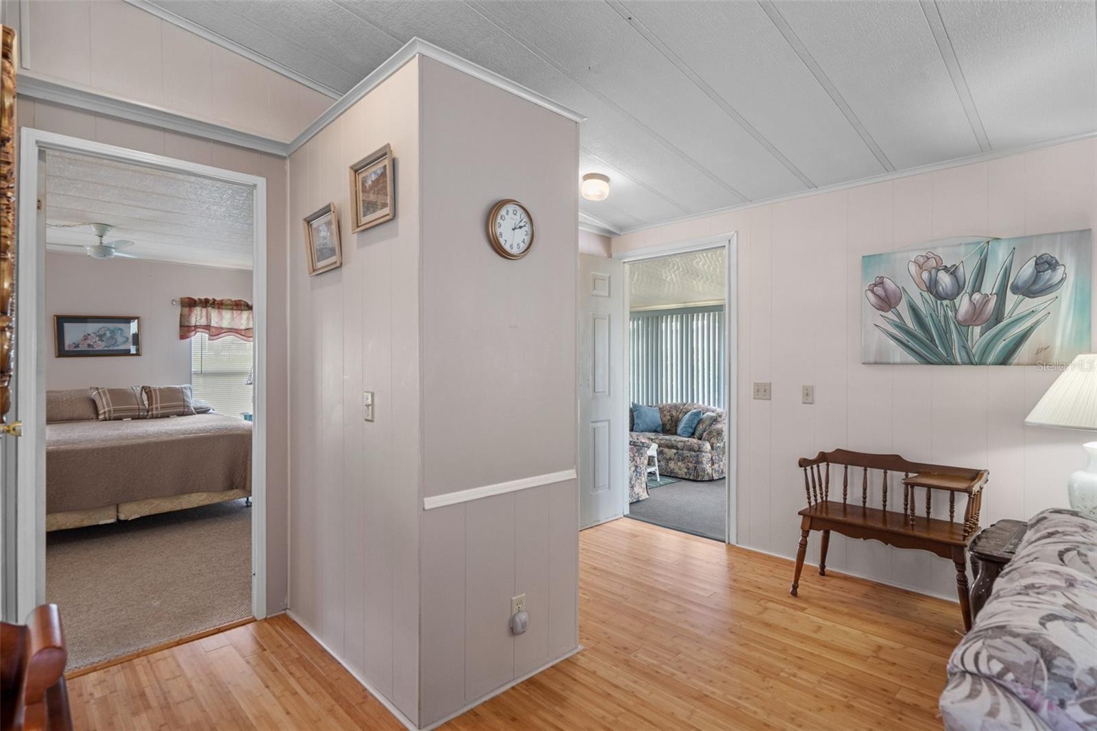 Listing photo id 14 for 12306 Club House Road