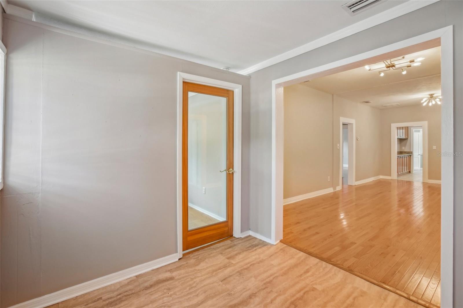 Image 7 of 37 For 6006 Highland Avenue