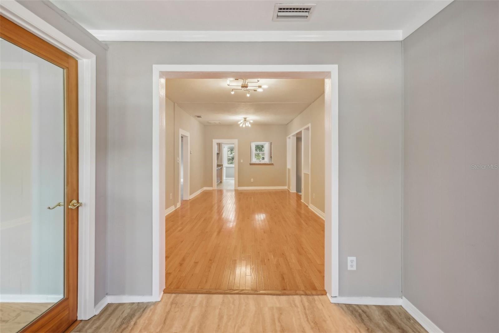 Image 8 of 37 For 6006 Highland Avenue