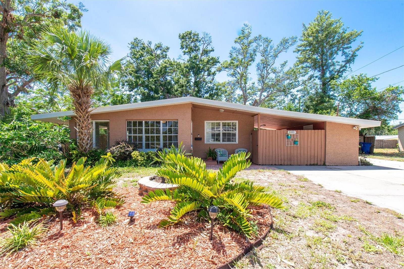 Details for 7401 11th Avenue N, ST PETERSBURG, FL 33710